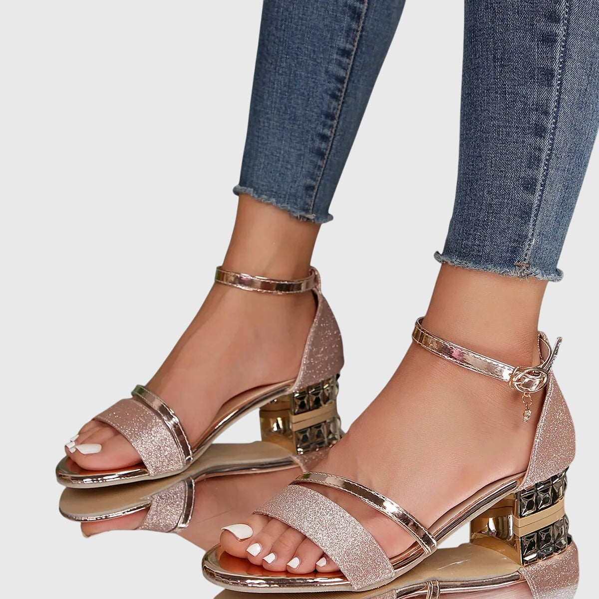 LINNEA | Sandal med hælstøtte